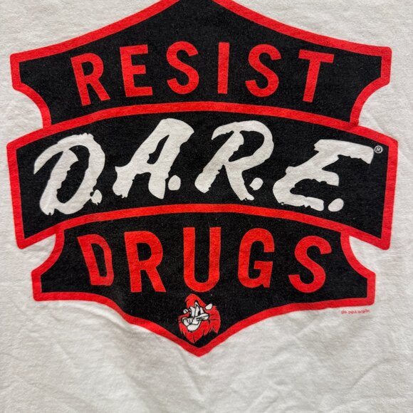 Resist Drugs D.A.R.E Badge - WHITE T-SHIRT - SIZE SMALL - Picture 4 of 7